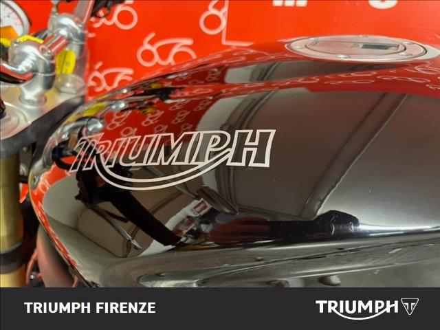 TRIUMPH Speed Triple 1050 