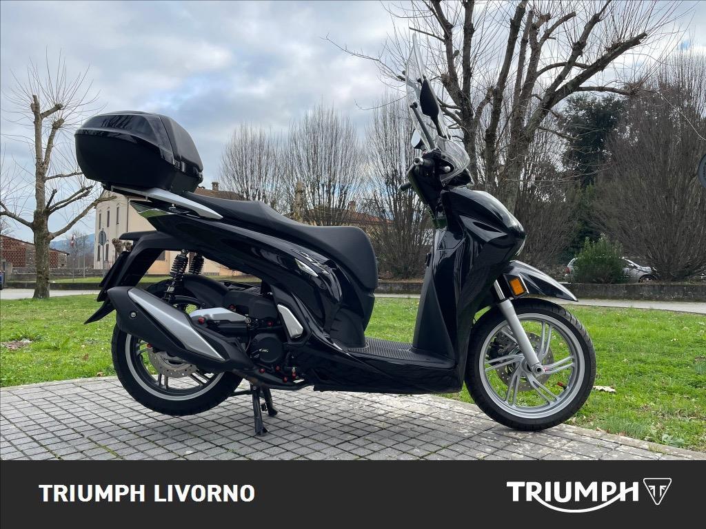 Piaggio Beverly Sport Touring 350ie 2012-2015: guida all'acquisto  dell'usato - Motociclismo