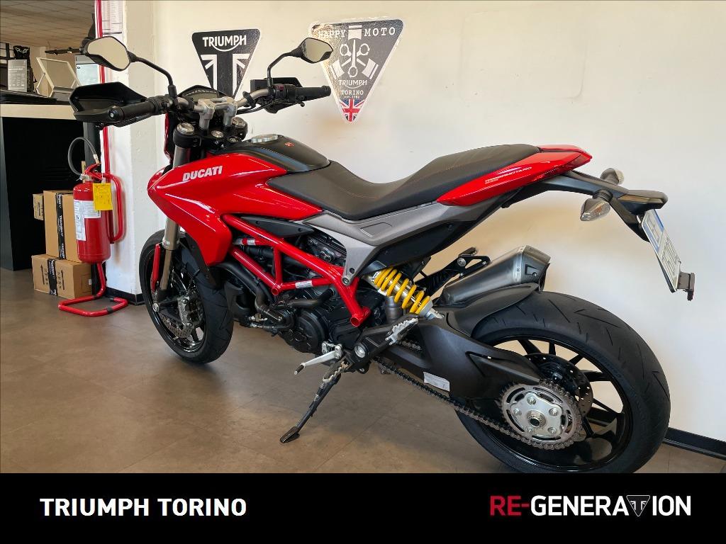 DUCATI Hypermotard 939 Red