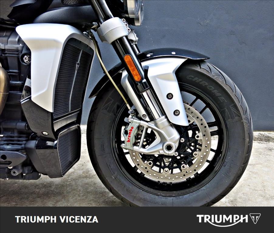 TRIUMPH Rocket III 2500 R