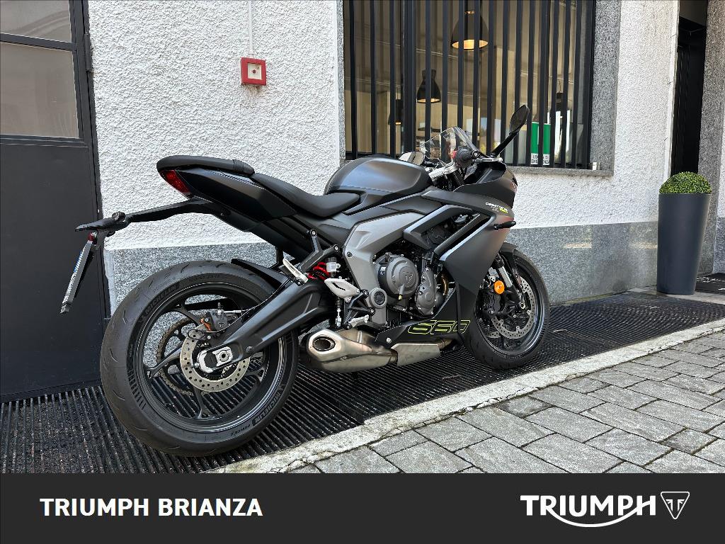 TRIUMPH Daytona 660 Abs