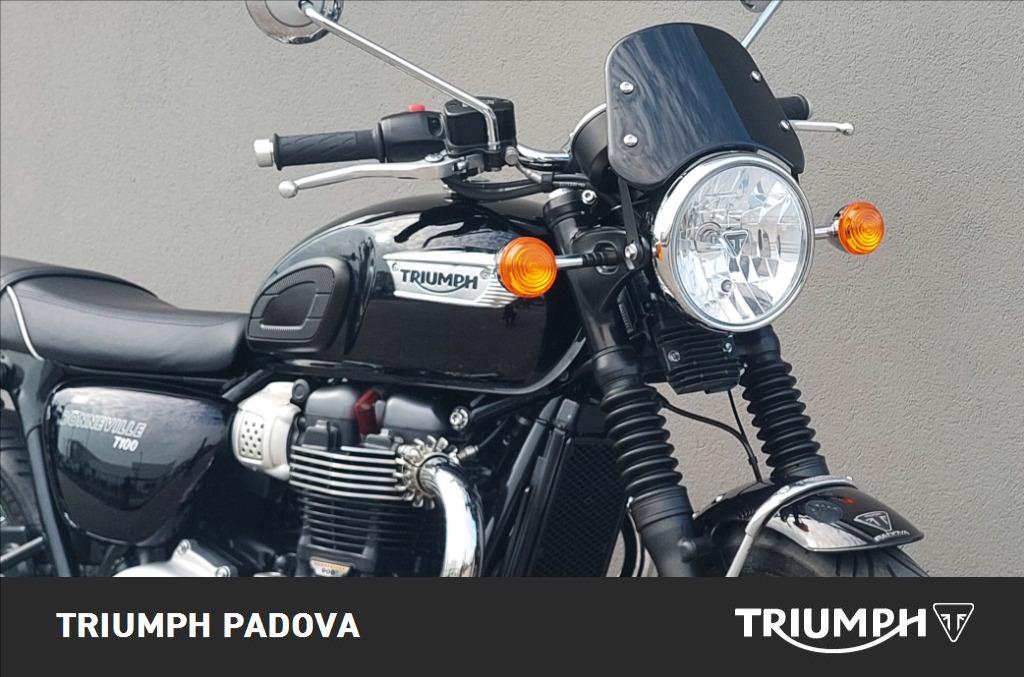 TRIUMPH Bonneville 900 T100 