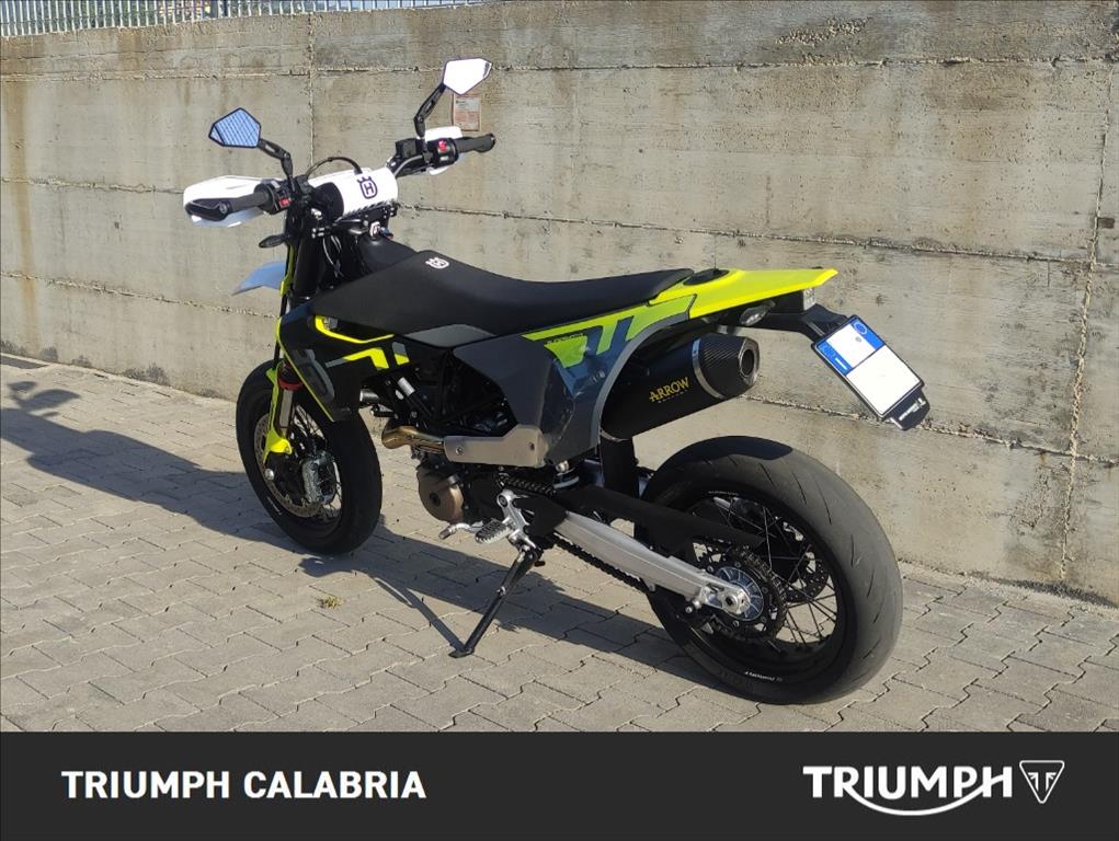 HUSQVARNA Supermoto 701 4T 