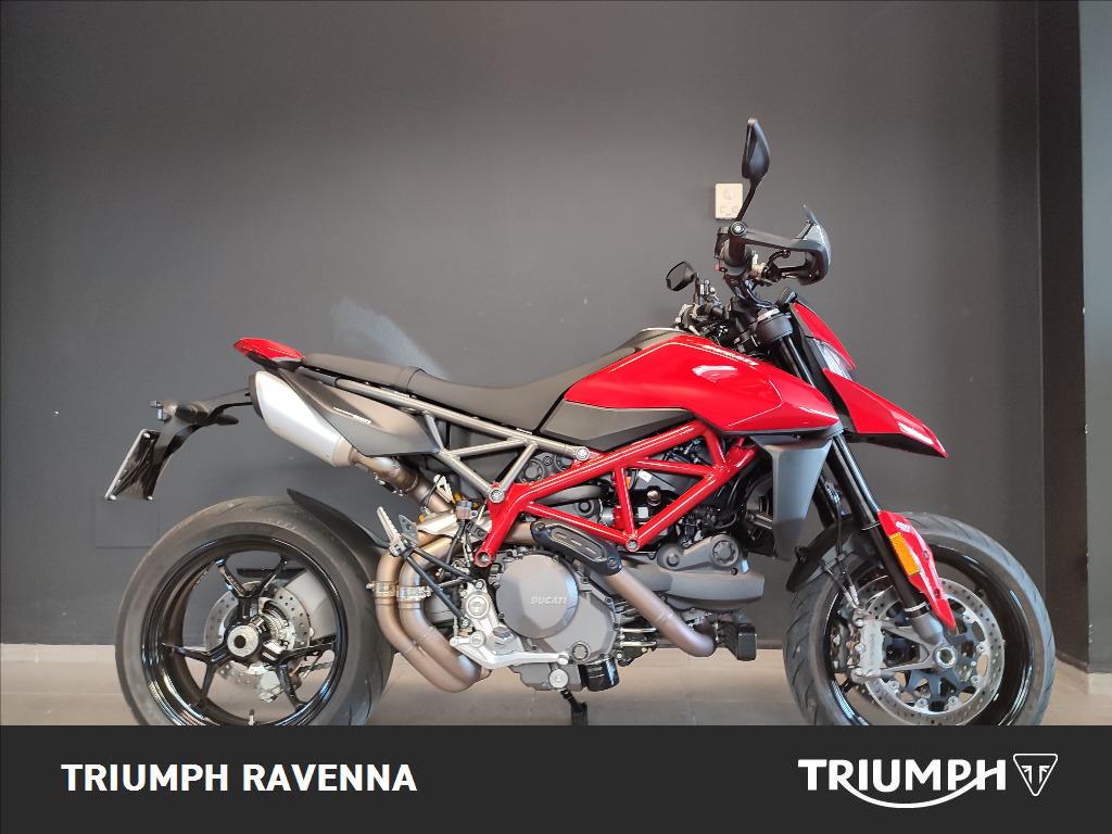 DUCATI Hypermotard 950 Red