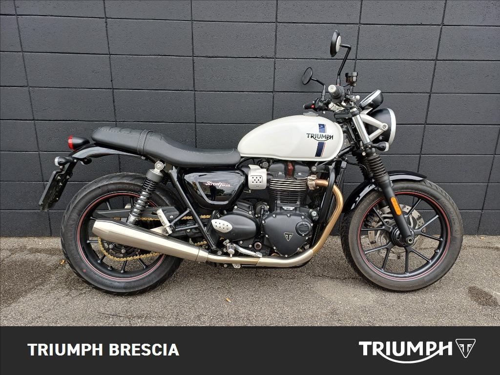 TRIUMPH Street Twin 900 