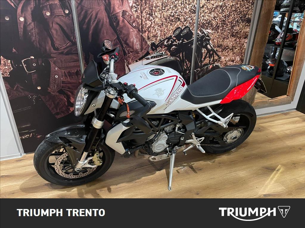 MV AGUSTA Brutale 800 