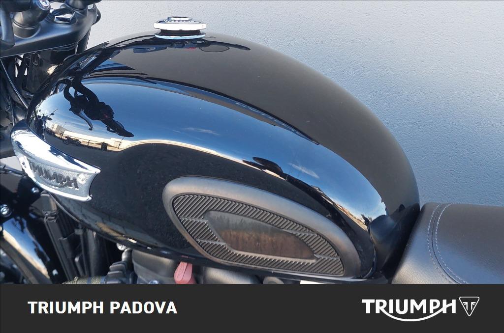 TRIUMPH Bonneville 900 T100 Black