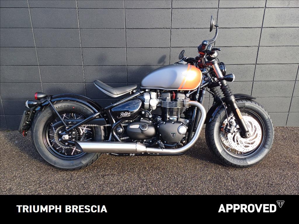 TRIUMPH Bonneville 1200 Bobber 