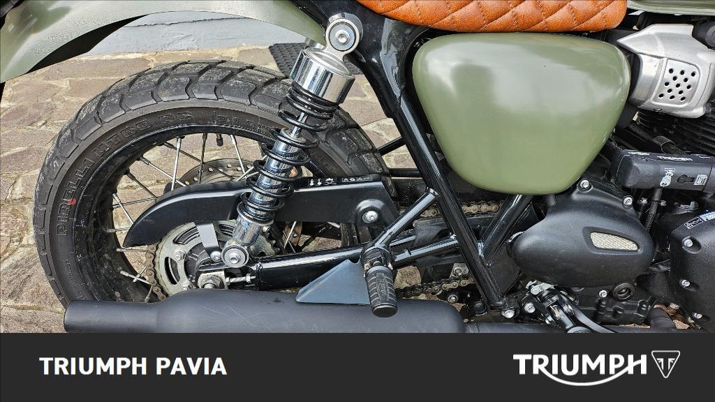 TRIUMPH Bonneville 900 T100 Black