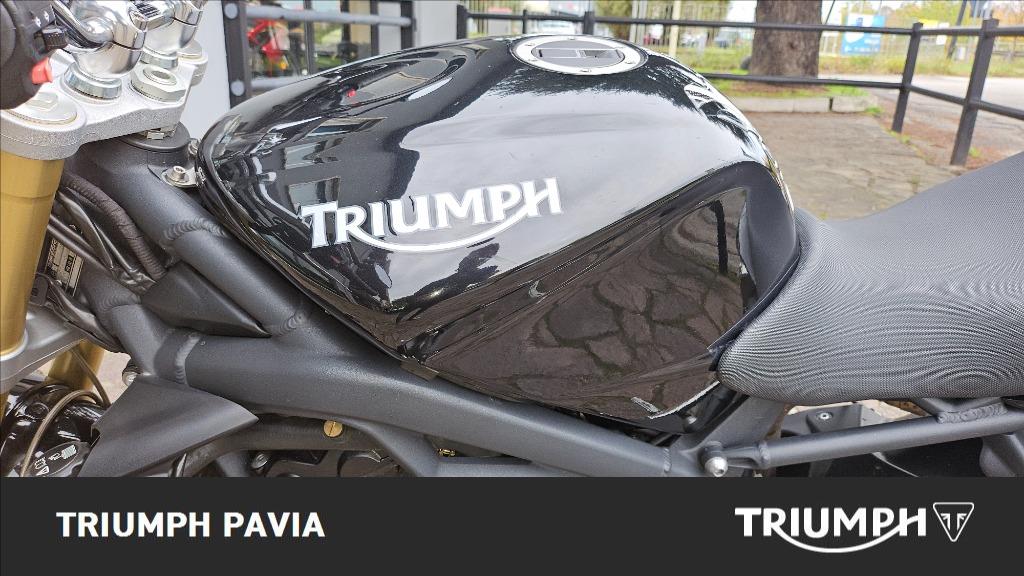 TRIUMPH Street Triple 675 