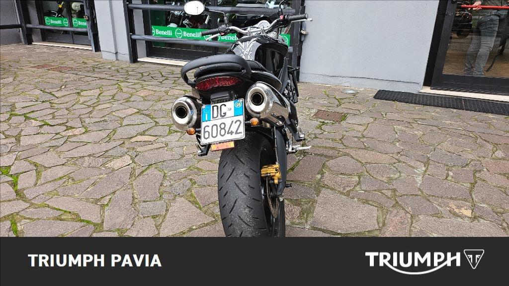 TRIUMPH Street Triple 675 