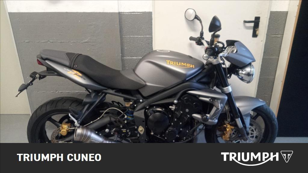 TRIUMPH Street Triple 675 R