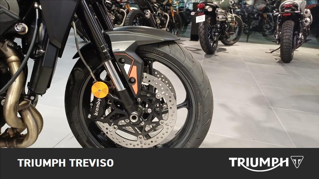 TRIUMPH Street Triple 765 R