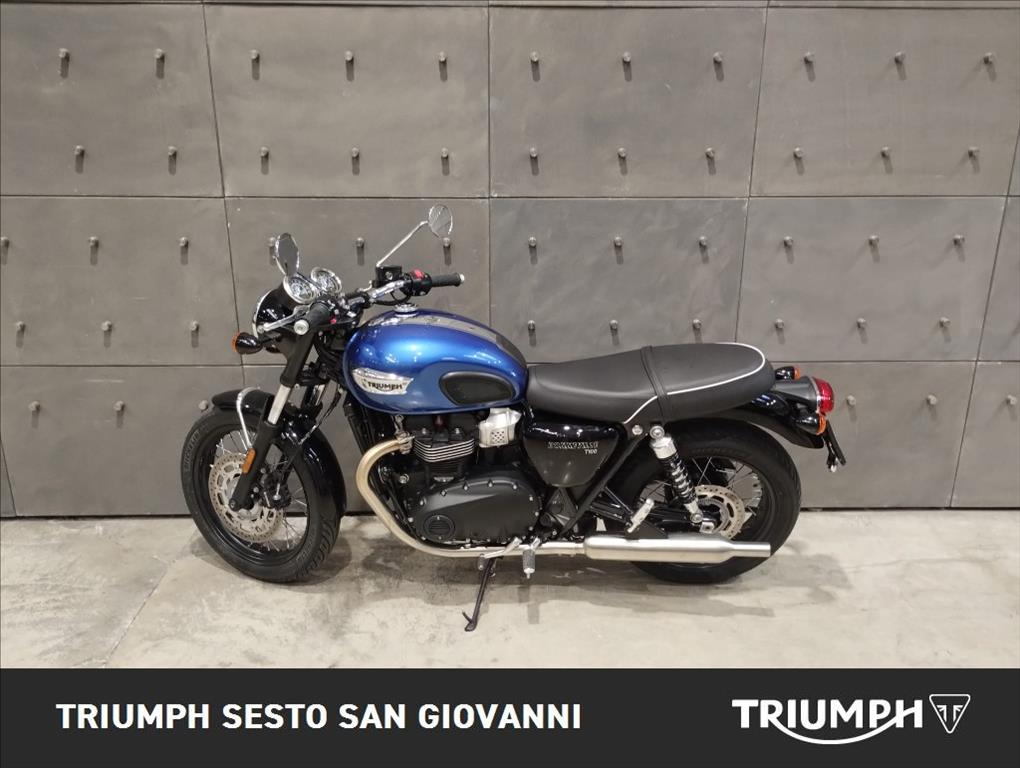 TRIUMPH Bonneville 900 T100 Chrome Edition