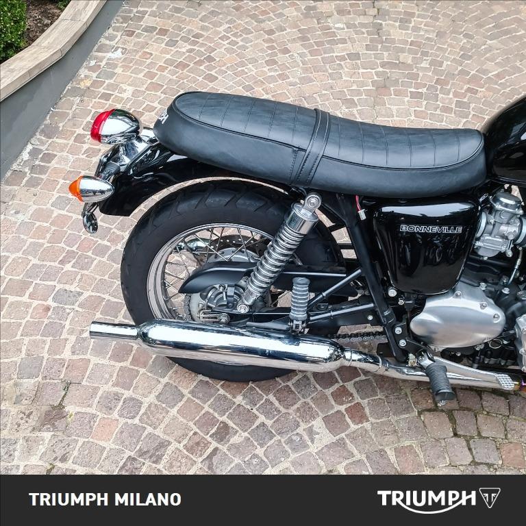 TRIUMPH Bonneville 865 