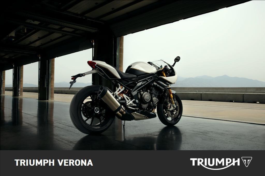 TRIUMPH Speed Triple 1200 RR Abs