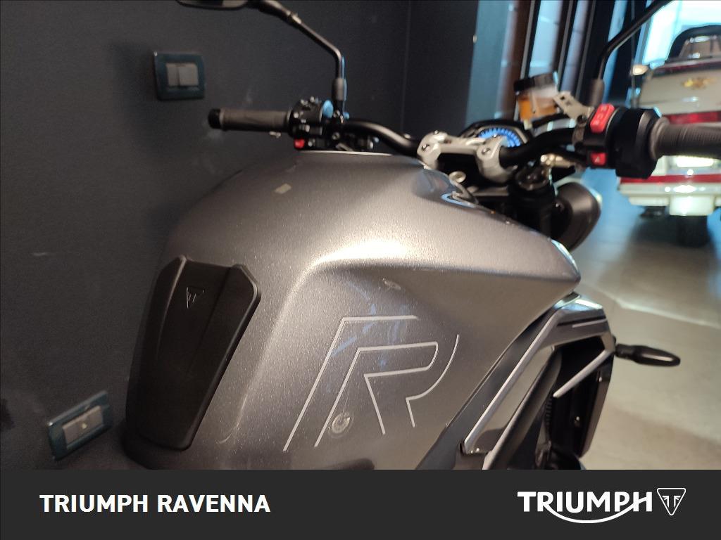 TRIUMPH Street Triple 765 R