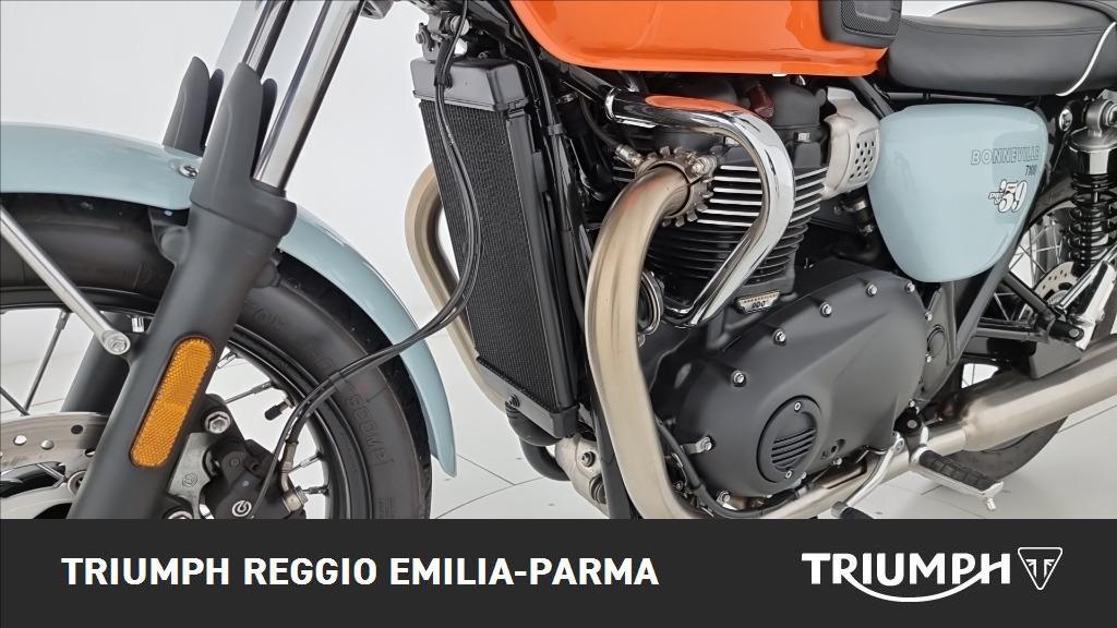 TRIUMPH Bonneville 900 T100 