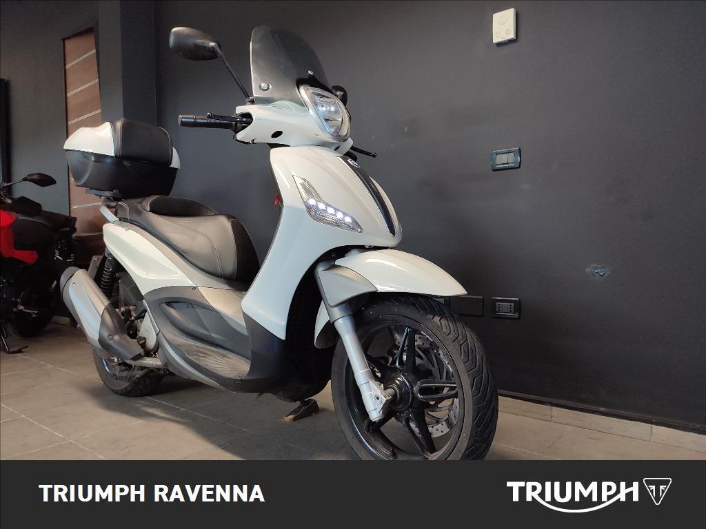 PIAGGIO Beverly Tourer 300 