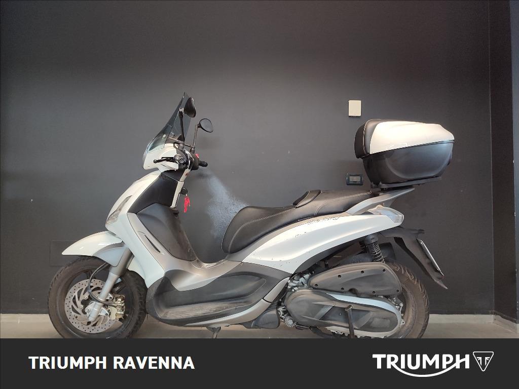 PIAGGIO Beverly Tourer 300 