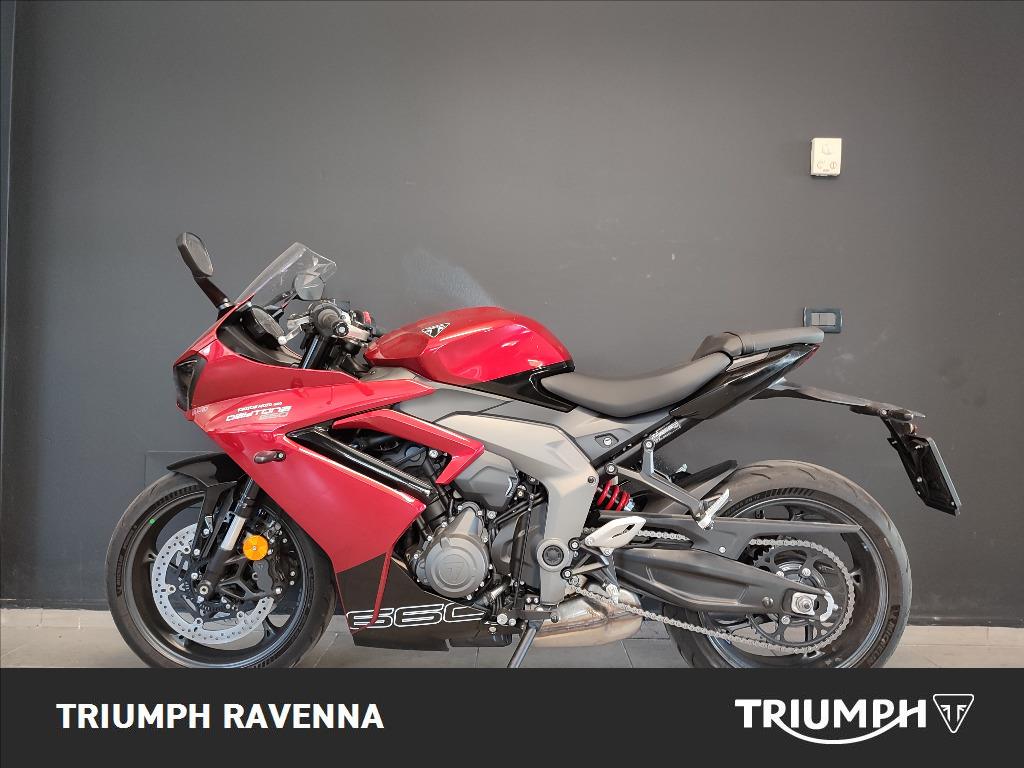 TRIUMPH Daytona 660 Abs