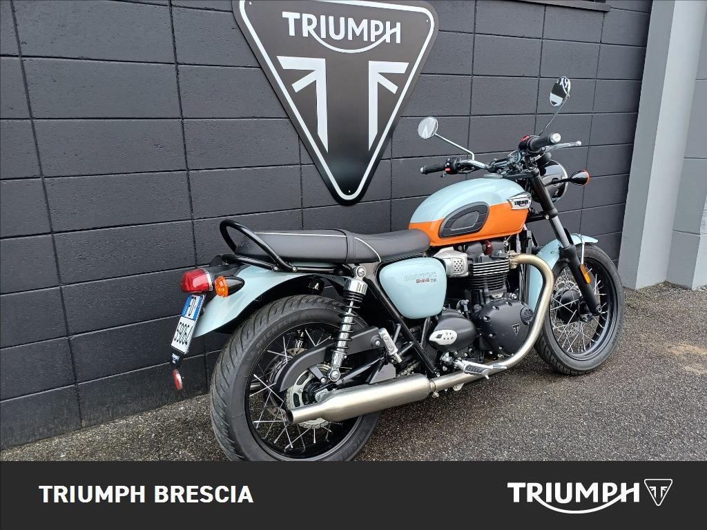 TRIUMPH Bonneville 900 T100 