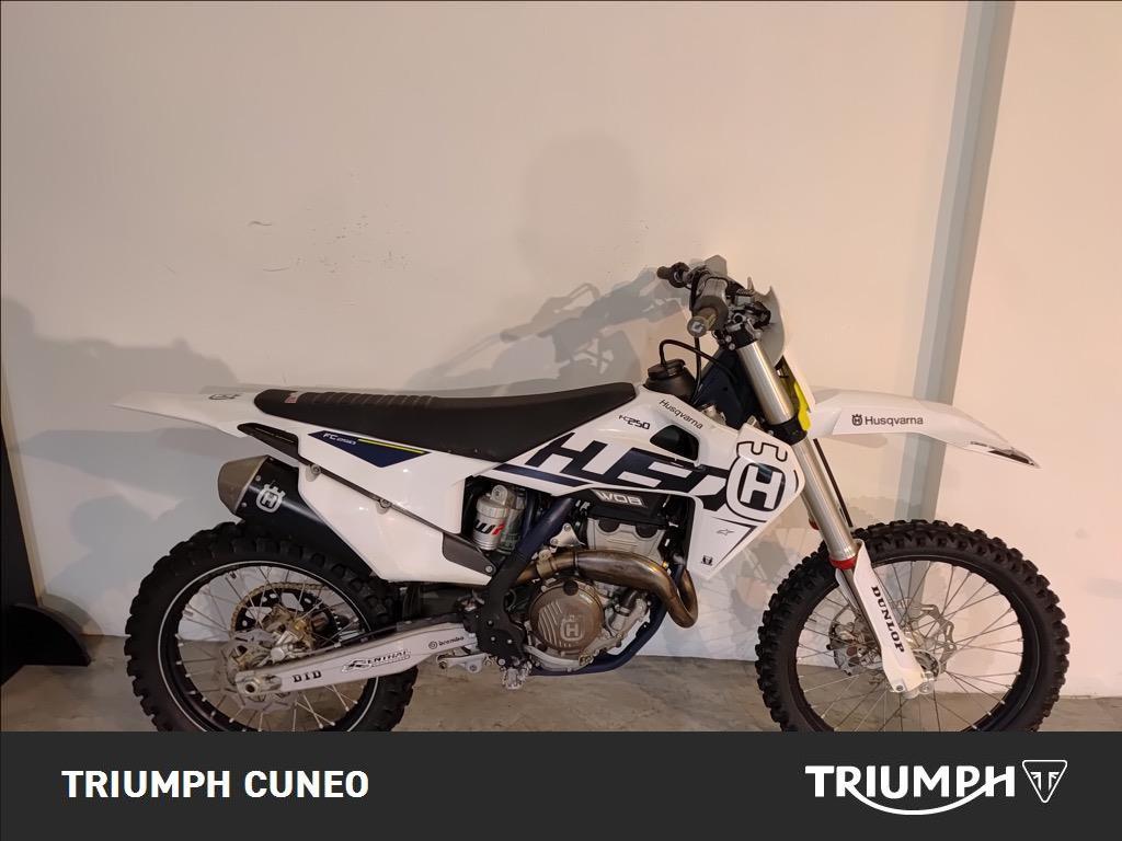 HUSQVARNA 250 FC 4T 