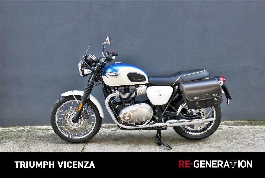 TRIUMPH Bonneville 900 T100 