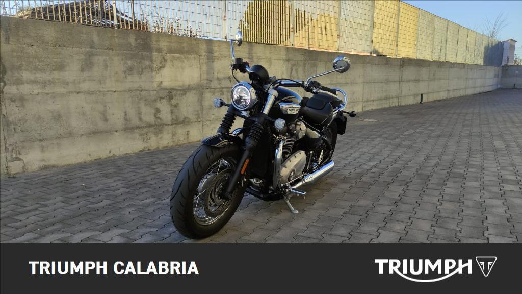 TRIUMPH Bonneville 1200 Speedmaster Stealth Edition E5