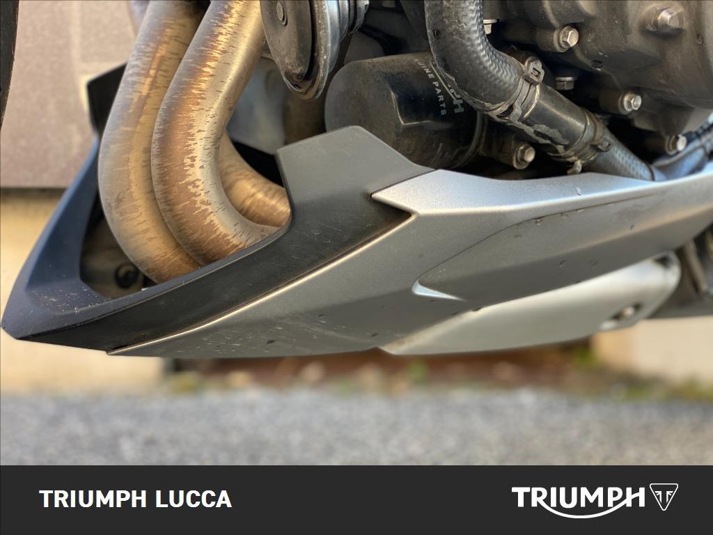 TRIUMPH Street Triple 765 R