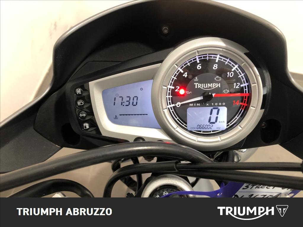 TRIUMPH Street Triple 675 R