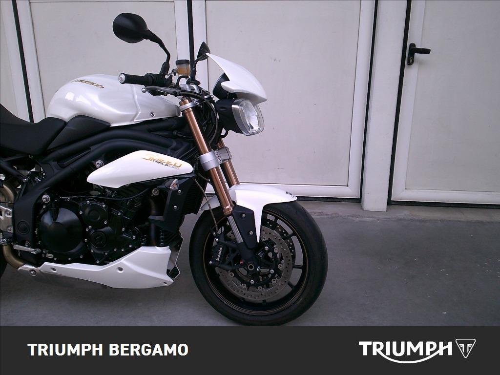 TRIUMPH Speed Triple 1050 