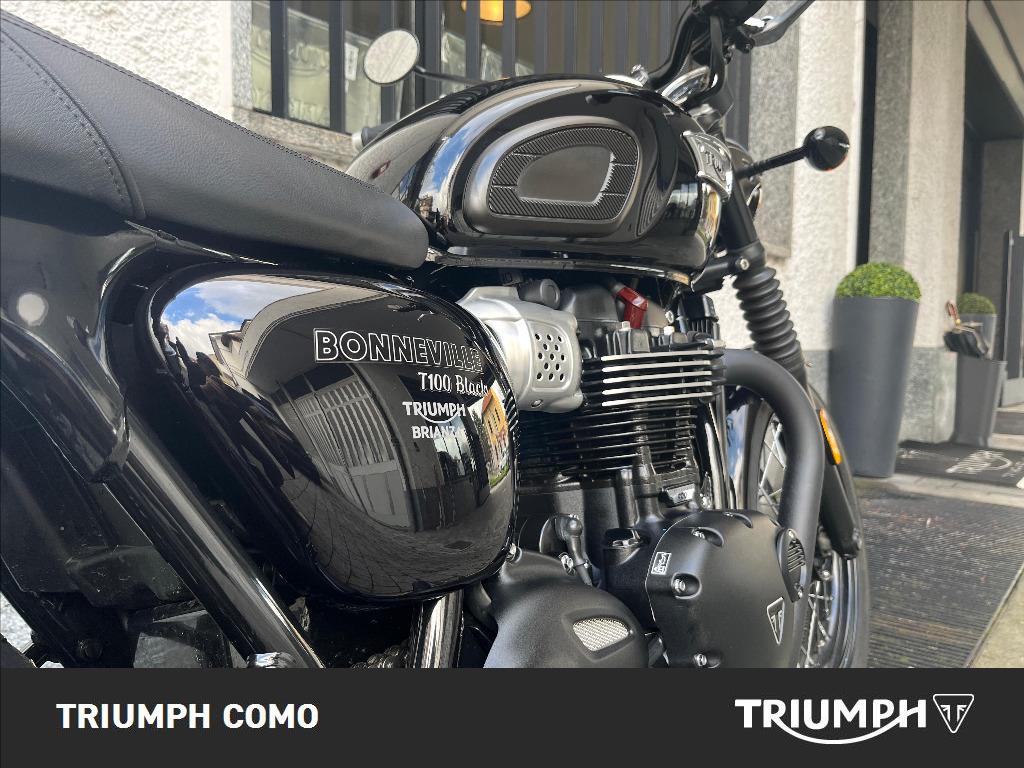 TRIUMPH Bonneville 900 T100 Black