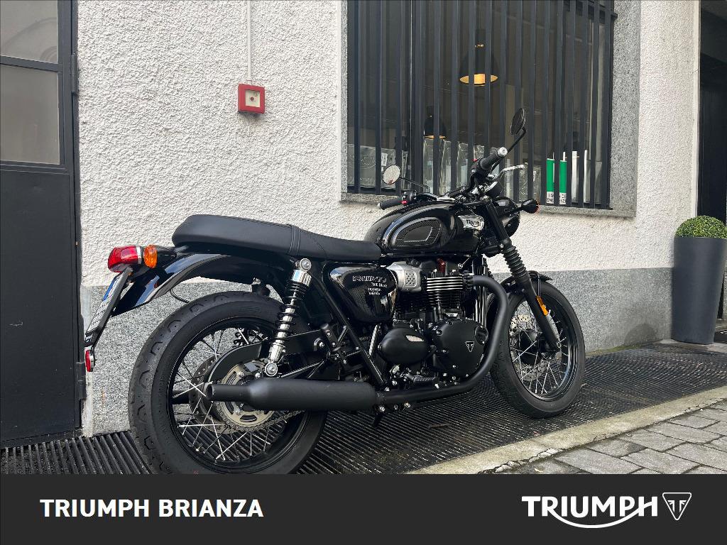 TRIUMPH Bonneville 900 T100 Black