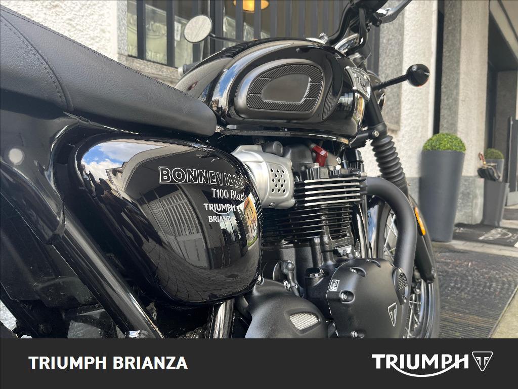 TRIUMPH Bonneville 900 T100 Black