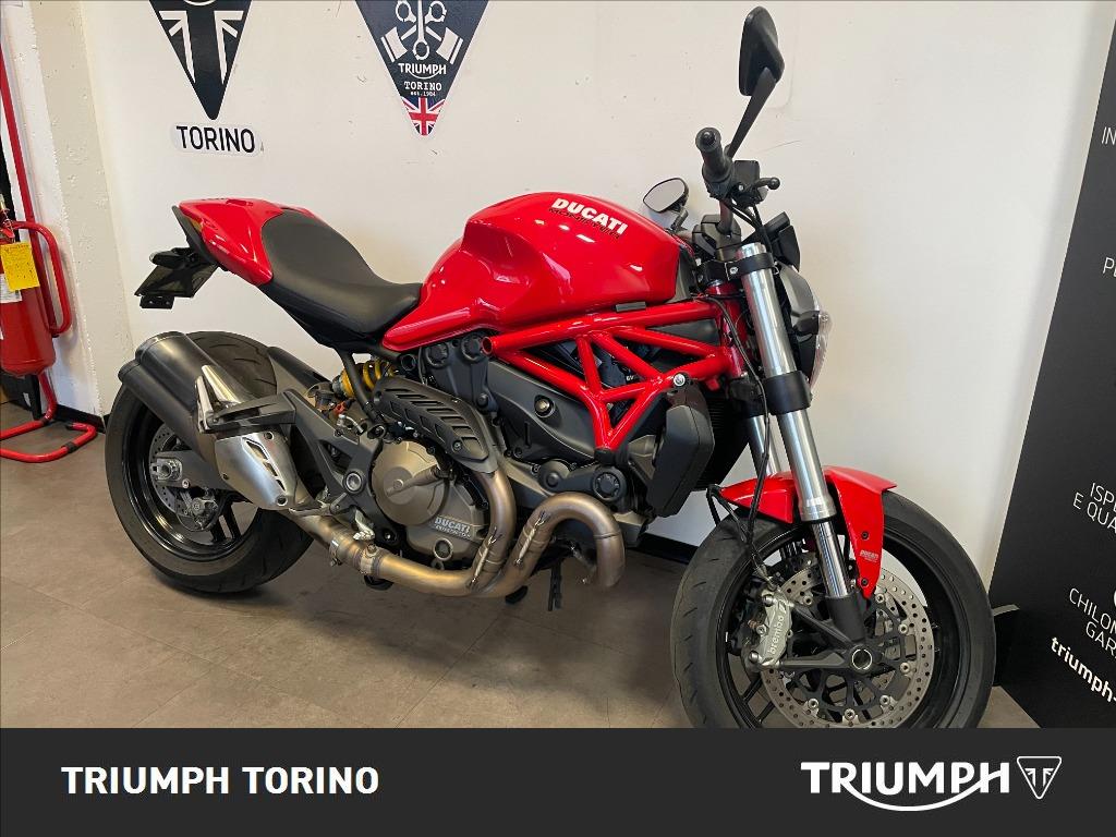 DUCATI Monster 821 Red